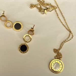 Roma matching necklace and earrings